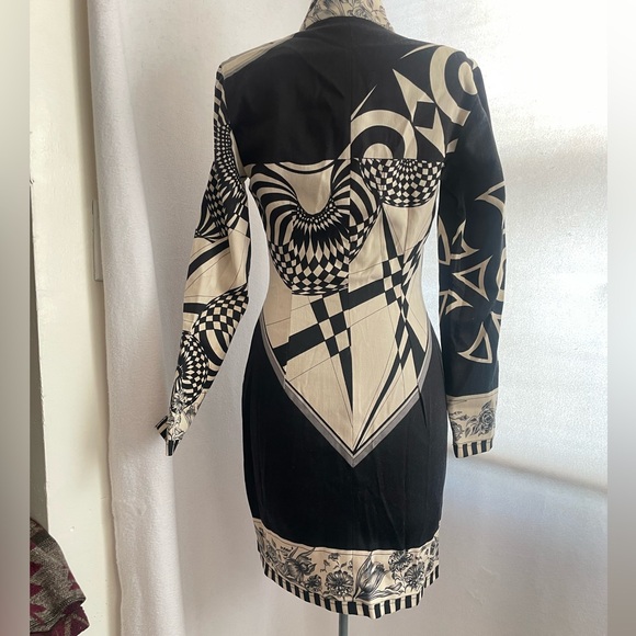 Vintage Versace Versus zip-front mod print dress - Picture 6 of 14
